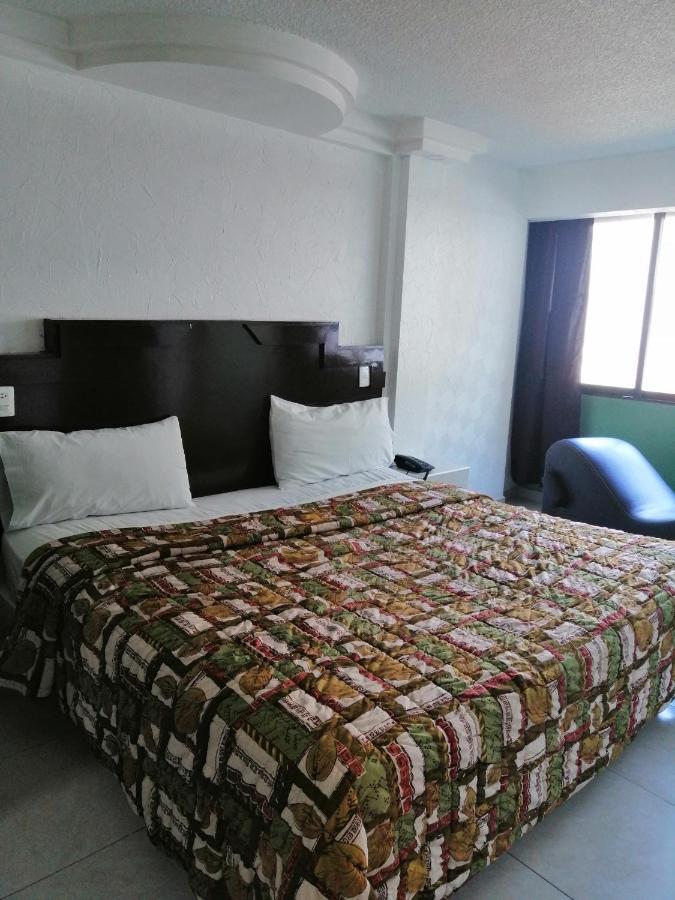 Motel Oasis Mexico Tlalnepantla  Exterior photo